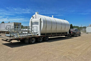 Hot Shot Truck hauling a huge gas tank