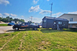 Hot Shot Trucking Toronto service hauling a mobile home