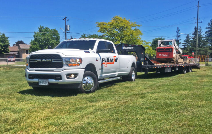 hot shot hauling a bobcat transport from Guelph to Ottawa
